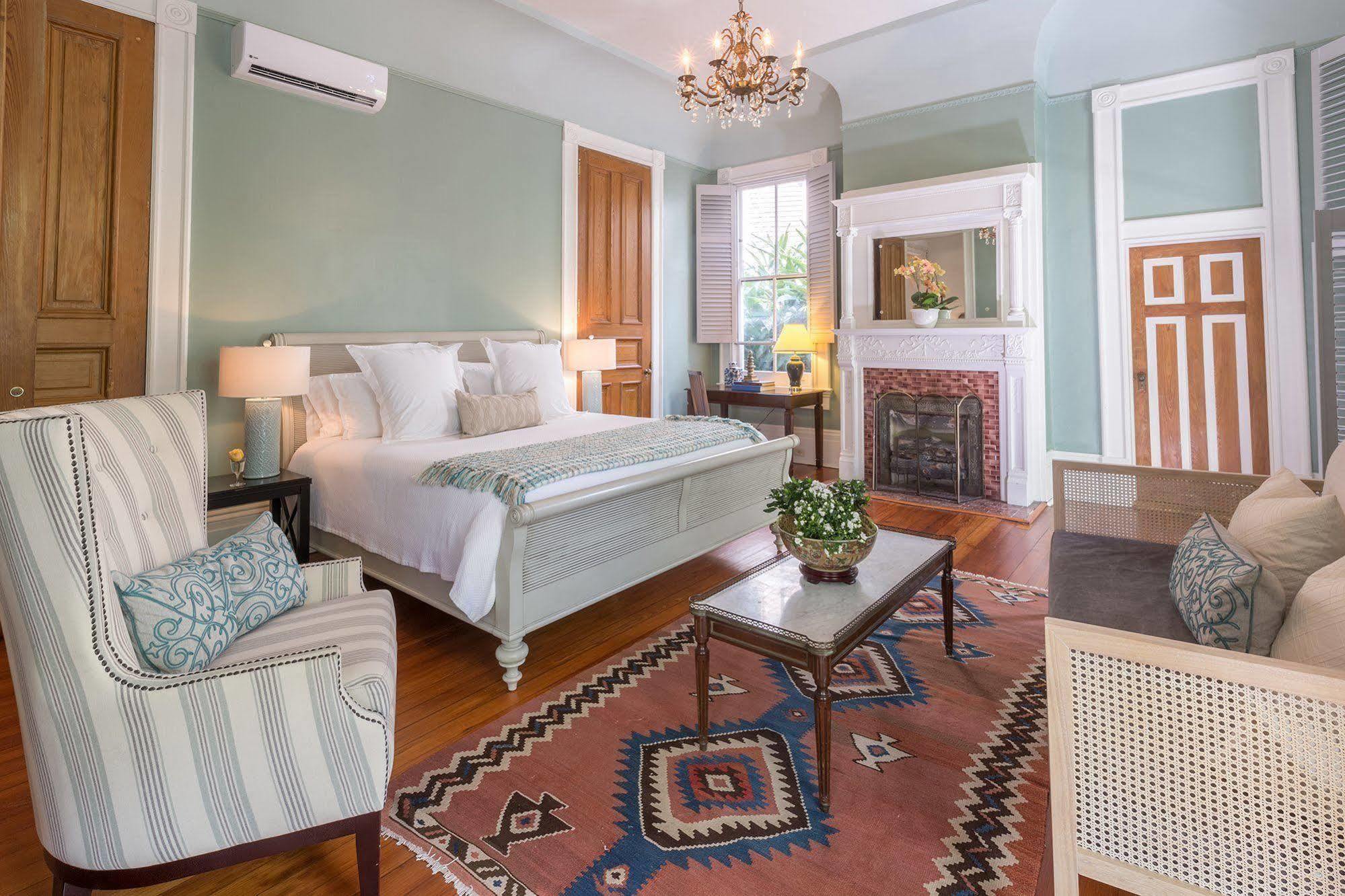 Sully Mansion Bed & Breakfast Inn New Orleans Exterior photo